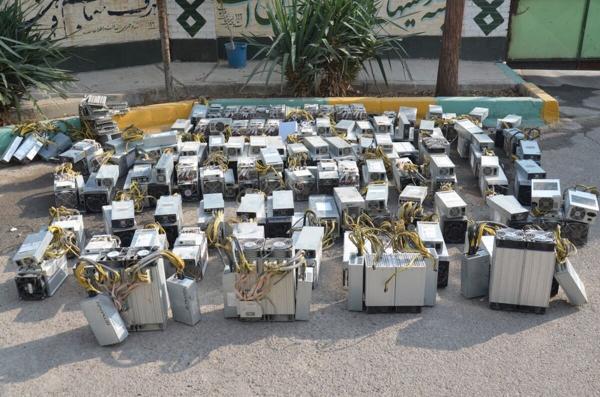 خبرنگاران 32 دستگاه ماینر قاچاق در کرمان کشف شد